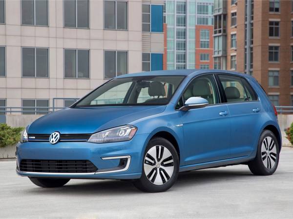 Бюджетный Volkswagen e-Golf появится в США - фото