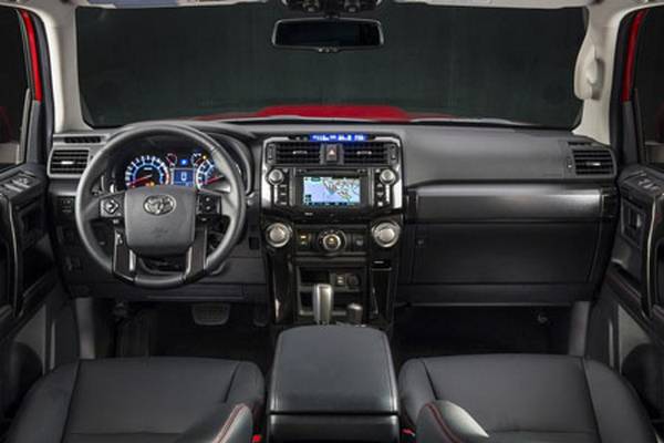 Новый дебютант рынка «настоящих» внедорожников Toyota 4Runner с фото