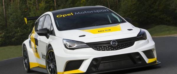 Компания Opel превратила хетчбэк Astra в кольцевой болид - фото