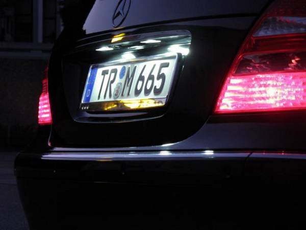 Ремонт и модернизация освещения номерного знака автомобиля - фото